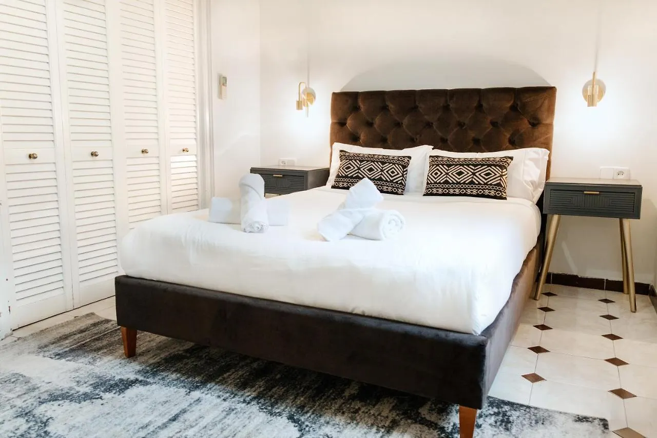 Alma Azul Consell De Cent Apartment Barcelona Spain